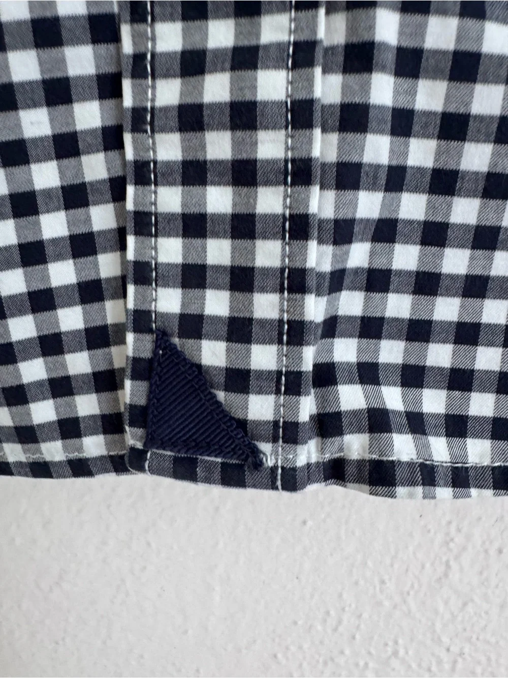 UNTUCKit Men’s Navy White Gingham Button Down Shirt Large Slim Fit